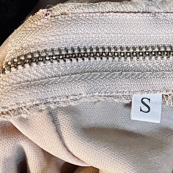 Beautiful Homecoming/Party dress. - Picture 6 of 8